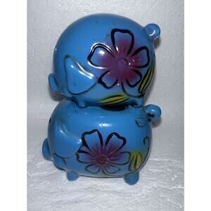 Vintage Stacking Magnetic Blue Pigs Salt and Pepper Shakers Hawaiian Tropical